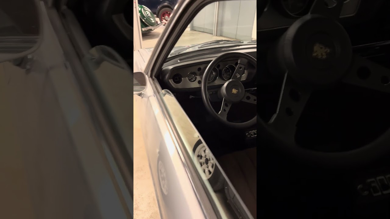 Peugeot 104 ZS de 1975 présente à la vente aux enchères en 2023 organisé par Aguttes  #conseilsauto