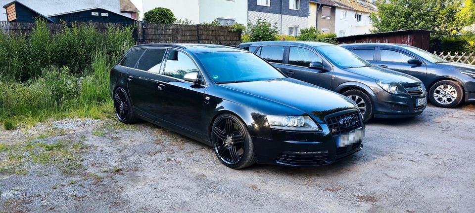 découvrez l'audi s6 avant v10 : un break sportif alliant puissance, élégance et confort. profitez de ses performances exceptionnelles et de son moteur v10, parfait pour les amateurs de sensations fortes et de conduite haut de gamme.