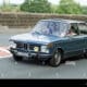 découvrez la bmw 2000 touring tii vintage, une voiture de collection alliant élégance classique et performances sportives. idéale pour les passionnés d'automobile à la recherche d'un modèle emblématique et intemporel.