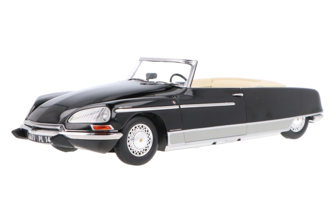 découvrez la citroën ds 21m : une berline légendaire associant innovation, confort et élégance à la française. informations, histoire et caractéristiques techniques.