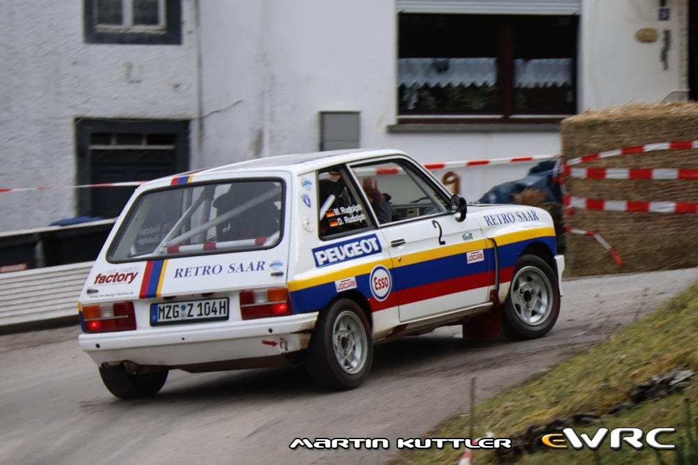 découvrez la nouvelle peugeot 104 zs2 2025 : un modèle iconique revisité avec une technologie moderne, des performances accrues et un design unique. idéale pour les passionnés d’automobile et les amateurs de sensations fortes.