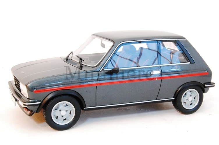 découvrez la peugeot 104 zs2, une citadine sportive emblématique des années 80, appréciée pour son agilité, ses performances et son style unique. parfaite pour les passionnés de voitures anciennes !