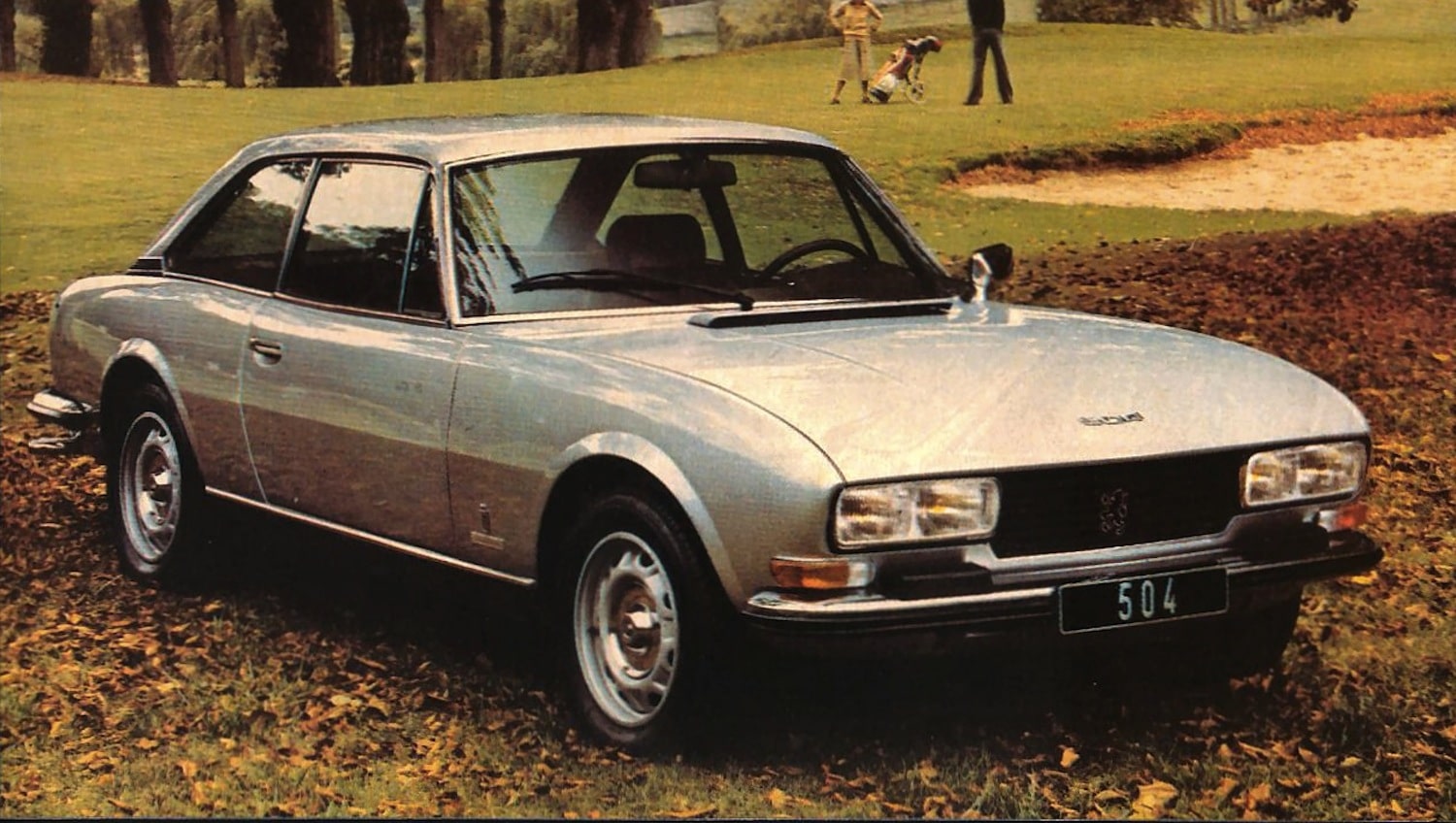 découvrez la peugeot 504 coupé passion 2025 : une icône revisitée mêlant élégance intemporelle, innovations technologiques et performance moderne. le coupé mythique renaît pour séduire les passionnés d'automobile.