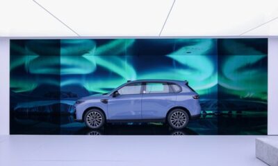 découvrez les innovations et tendances incontournables de l'auto-moto pour 2025 à travers un voyage temporel passionnant. plongez dans le futur du transport et vivez une expérience unique !