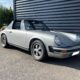 découvrez la porsche 911 targa 1976 : une icône classique alliant élégance, sportivité et plaisir de conduire. plongez dans l’histoire de ce modèle légendaire de porsche, symbole d’innovation et de passion automobile.