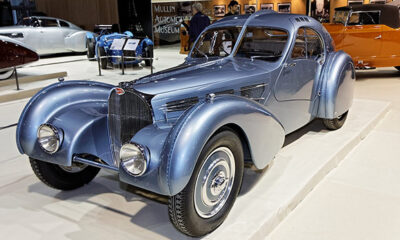 découvrez l’univers des voitures classiques : modèles emblématiques, conseils d’achat, restauration et passion pour les véhicules d’époque. explorez la légende de l’automobile vintage !