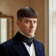 découvrez l'histoire fascinante de la coupe napoléon, explorez ses tendances actuelles et obtenez des conseils pratiques pour adopter cette coiffure iconique avec style et assurance.