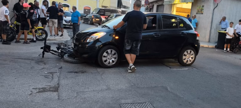 Christian Estrosi, ancien maire de Nice, impliqué dans un accident de voiture au volant